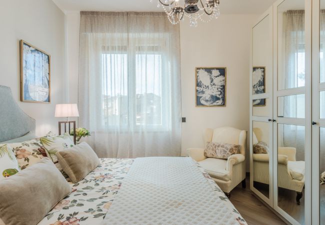 Apartamento em Lucca - Modern 3 Bedrooms Apartment with Terrace inside the Walls of Lucca Apartamento em Lucca - Modern 3 Bedrooms Apartment with Terrace inside the Walls of Lucca