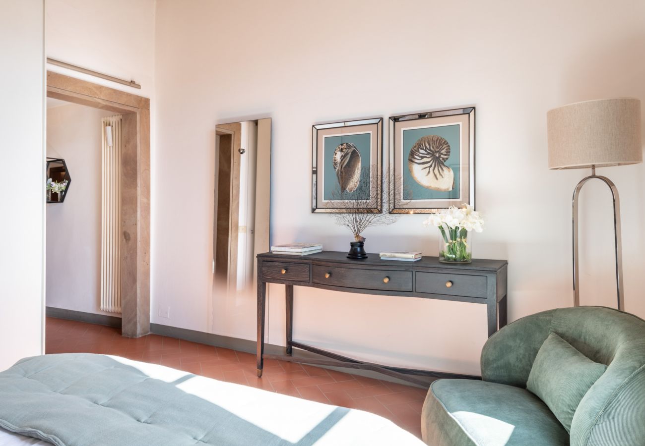 Apartamento em Lucca - Modern Panoramic Penthouse with Elevator inside the Walls of Lucca Apartamento em Lucca - Modern Panoramic Penthouse with Elevator inside the Walls of Lucca