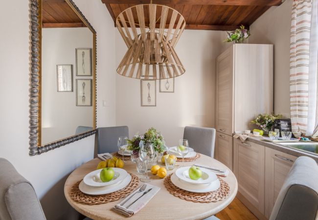 Apartamento em Lucca - Timeless Elegance: A Historic Retreat in Lucca's Art District Apartamento em Lucca - Timeless Elegance: A Historic Retreat in Lucca's Art District