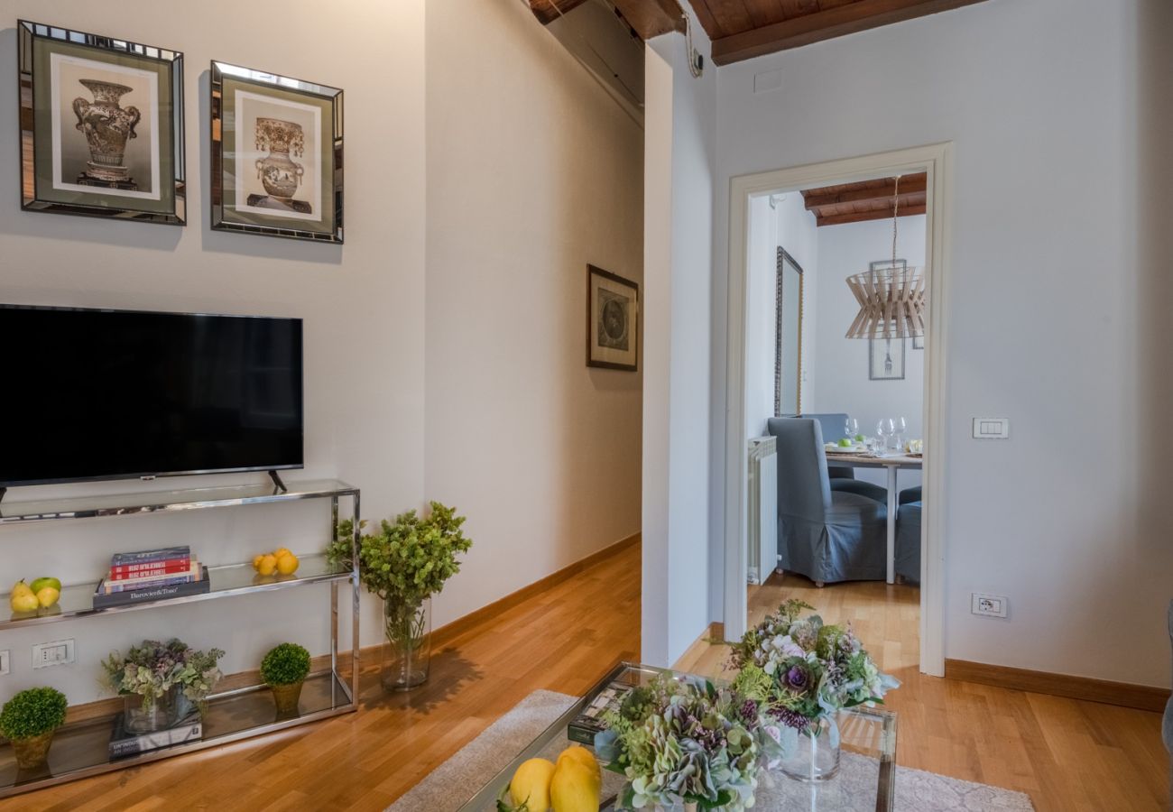 Apartamento em Lucca - Timeless Elegance: A Historic Retreat in Lucca's Art District Apartamento em Lucca - Timeless Elegance: A Historic Retreat in Lucca's Art District
