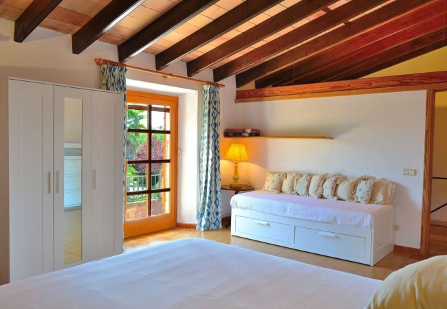 Villa em Binissalem - Casa Binissagar II 106 lujosa villa con piscina privada, sauna, jacuzzi, zona infantil y barbacoa Villa em Binissalem - Casa Binissagar II 106 lujosa villa con piscina privada, sauna, jacuzzi, zona infantil y barbacoa