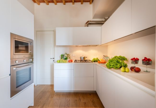 Apartamento em Lucca - Contemporary 2 Bedrooms 2 Bathrooms Apartment Apartamento em Lucca - Contemporary 2 Bedrooms 2 Bathrooms Apartment
