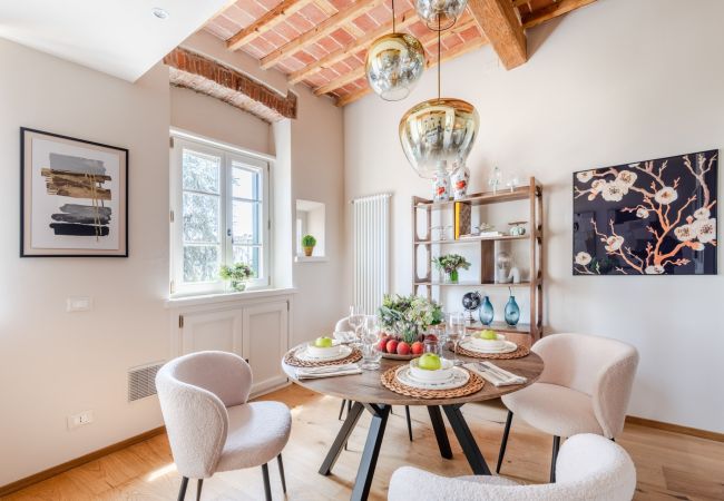 Apartamento em Lucca - Contemporary 2 Bedrooms 2 Bathrooms Apartment Apartamento em Lucca - Contemporary 2 Bedrooms 2 Bathrooms Apartment