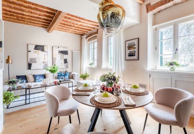 Apartamento em Lucca - Contemporary 2 Bedrooms 2 Bathrooms Apartment Apartamento em Lucca - Contemporary 2 Bedrooms 2 Bathrooms Apartment