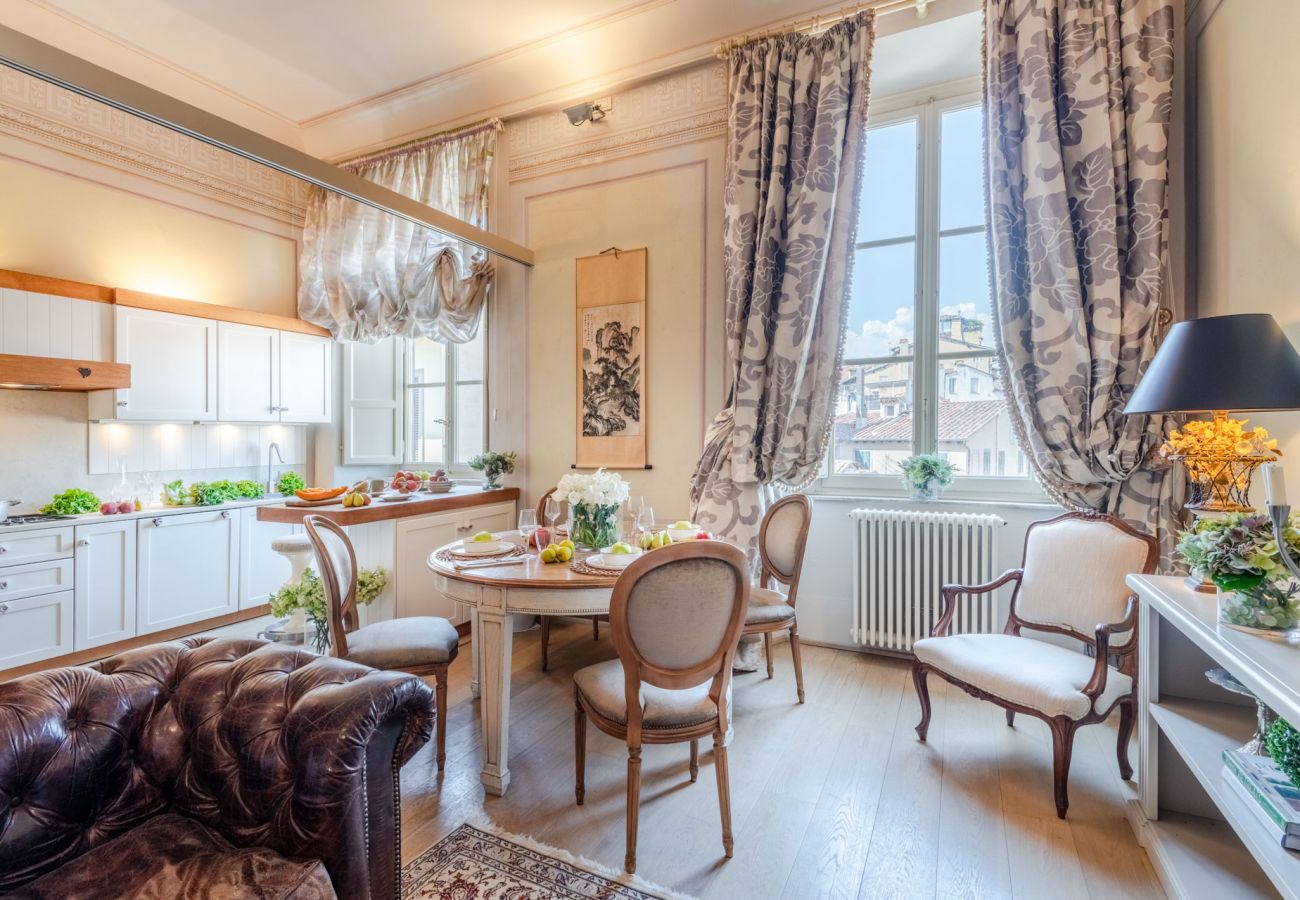 Apartamento em Lucca - Timeless Palazzo: a historic haven in the heart of Lucca