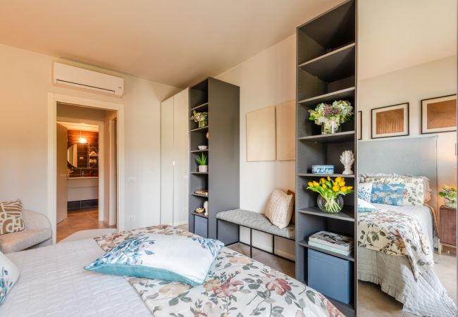 Apartamento em Lucca - Luxury Apartment with Elevator and Private Parking Apartamento em Lucca - Luxury Apartment with Elevator and Private Parking