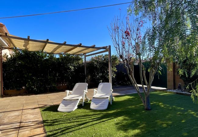 Casa geminada em L'Escala - RAMBLA MALLOLS 9, CASA LIA Casa geminada em L'Escala - RAMBLA MALLOLS 9, CASA LIA