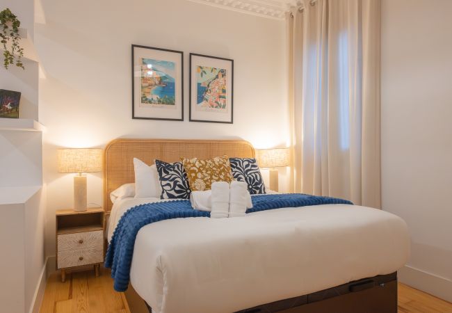 Apartamento em Madrid - Ático con extraordinaria Terraza - Centro -Lujo - Alturas con sabor Mediterráneo Apartamento em Madrid - Ático con extraordinaria Terraza - Centro -Lujo - Alturas con sabor Mediterráneo