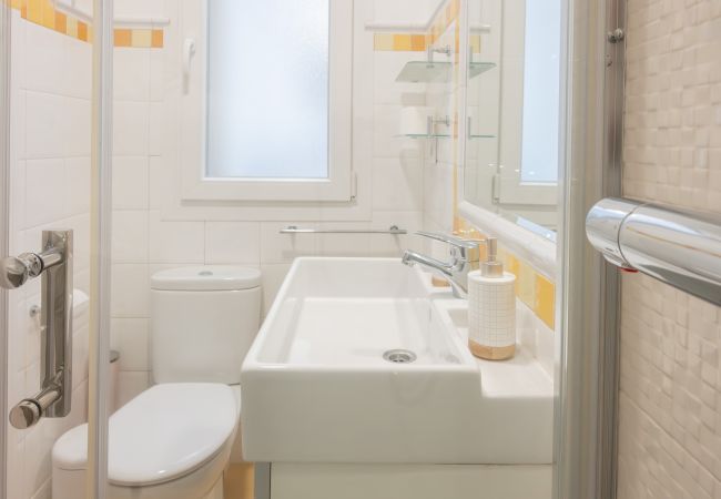 Apartamento em Madrid - Ático con extraordinaria Terraza - Centro -Lujo - Alturas con sabor Mediterráneo Apartamento em Madrid - Ático con extraordinaria Terraza - Centro -Lujo - Alturas con sabor Mediterráneo