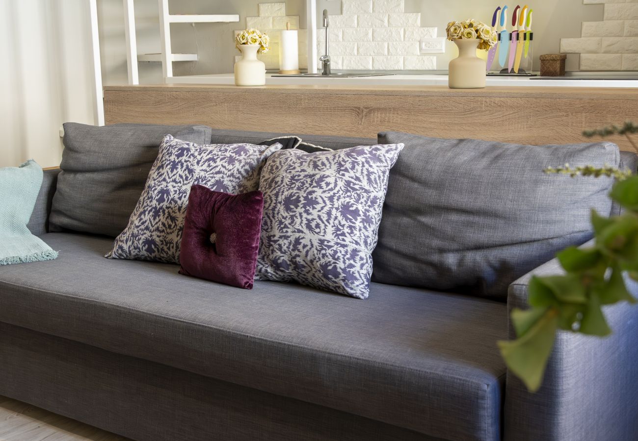 Apartamento em Madrid - Dúplex con encanto en Chamberí : Comodidad y diseño en dos niveles .Temporal  Apartamento em Madrid - Dúplex con encanto en Chamberí : Comodidad y diseño en dos niveles .Temporal