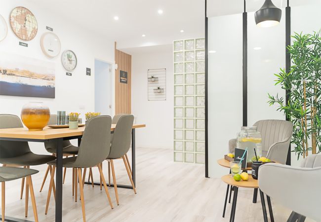 Quarto em Madrid - Madrid: habitación con confort, comodidad y áreas compartidas  Chamartín – Temporal  Quarto em Madrid - Madrid: habitación con confort, comodidad y áreas compartidas  Chamartín – Temporal