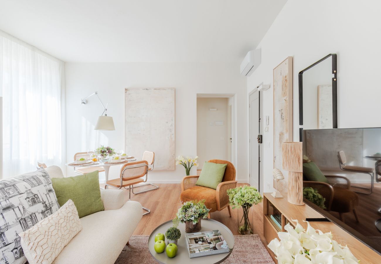 Apartamento em Lucca - Modern Elegance inside Lucca Walls – with Terrace Apartamento em Lucca - Modern Elegance inside Lucca Walls – with Terrace