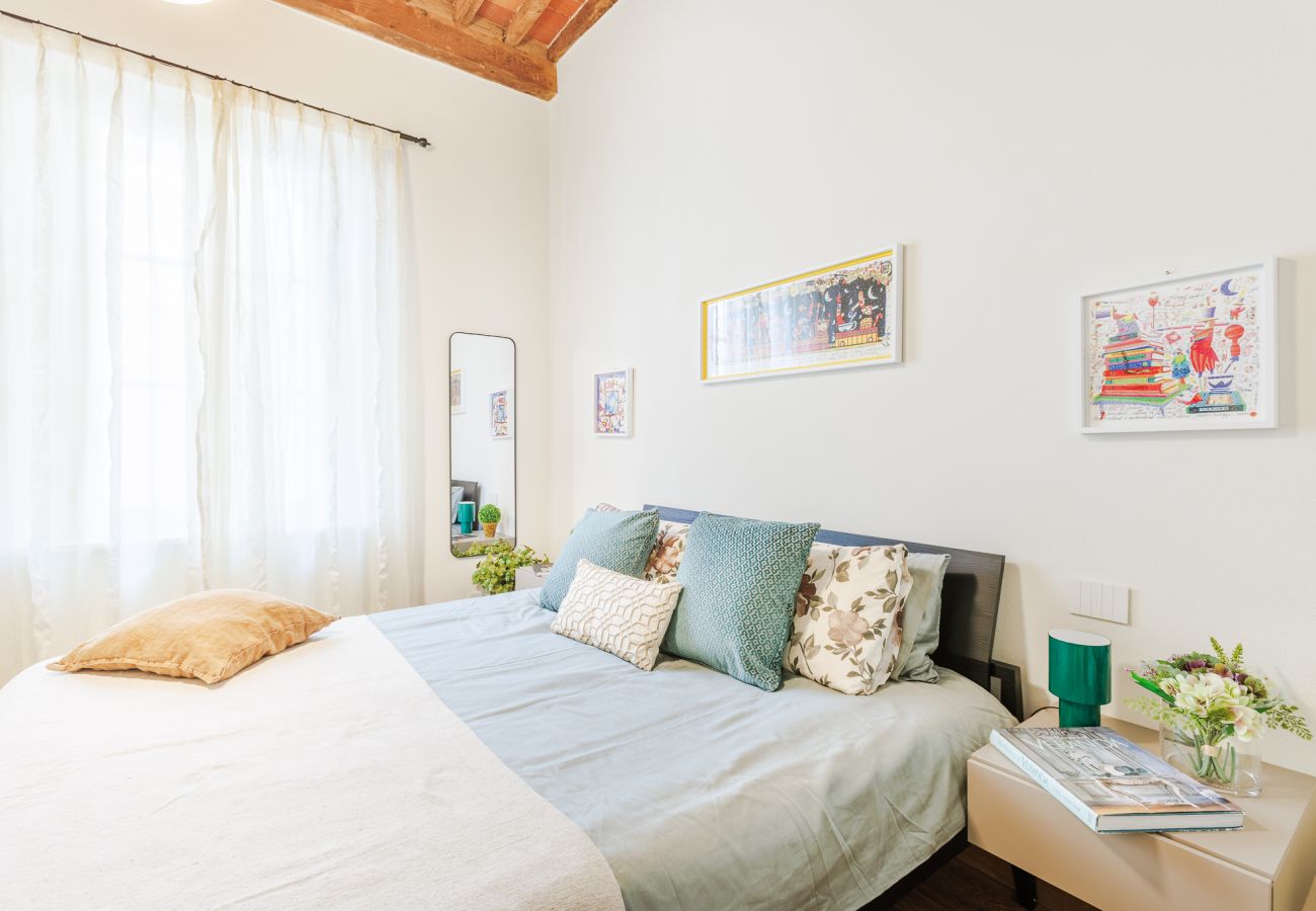 Apartamento em Lucca - Historic and Contemporary 3 Bedrooms inside Lucca Apartamento em Lucca - Historic and Contemporary 3 Bedrooms inside Lucca