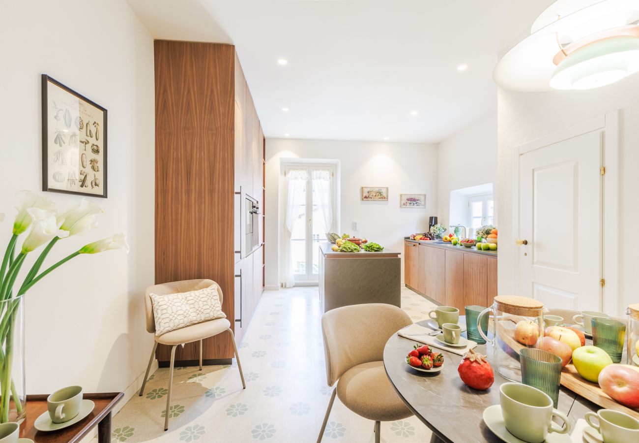 Apartamento em Lucca - Historic and Contemporary 3 Bedrooms inside Lucca Apartamento em Lucca - Historic and Contemporary 3 Bedrooms inside Lucca