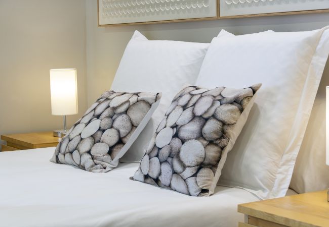 Apartamento em Madrid - Alquiler Mensual en Madrid – Piso Exterior con 1 Dormitorio + Estudio y 2 Baños.Temporal Apartamento em Madrid - Alquiler Mensual en Madrid – Piso Exterior con 1 Dormitorio + Estudio y 2 Baños.Temporal