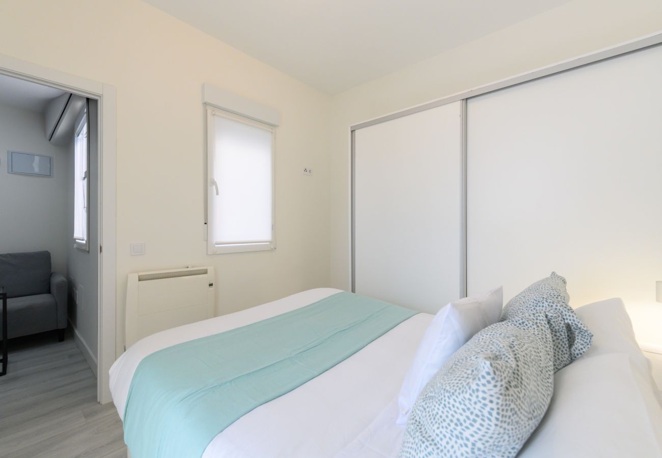 Apartamento em Madrid - Alquiler Mensual en Madrid – Piso moderno de 1 dormitorio. Temporal  Apartamento em Madrid - Alquiler Mensual en Madrid – Piso moderno de 1 dormitorio. Temporal