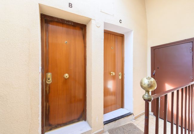 Apartamento em Madrid - Piso tipo loft de 1 dormitorio en el centro de Madrid. Temporal Apartamento em Madrid - Piso tipo loft de 1 dormitorio en el centro de Madrid. Temporal