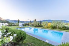 Villa em Lucca - The Secret Escape Villa: Contemporary Luxury in Lucca