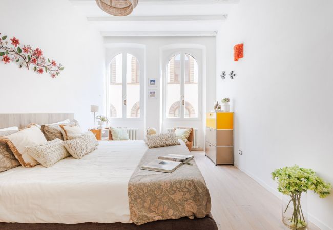 Apartamento em Lucca - Smart and Convenient Fully Air Conditioned Apartment  Apartamento em Lucca - Smart and Convenient Fully Air Conditioned Apartment