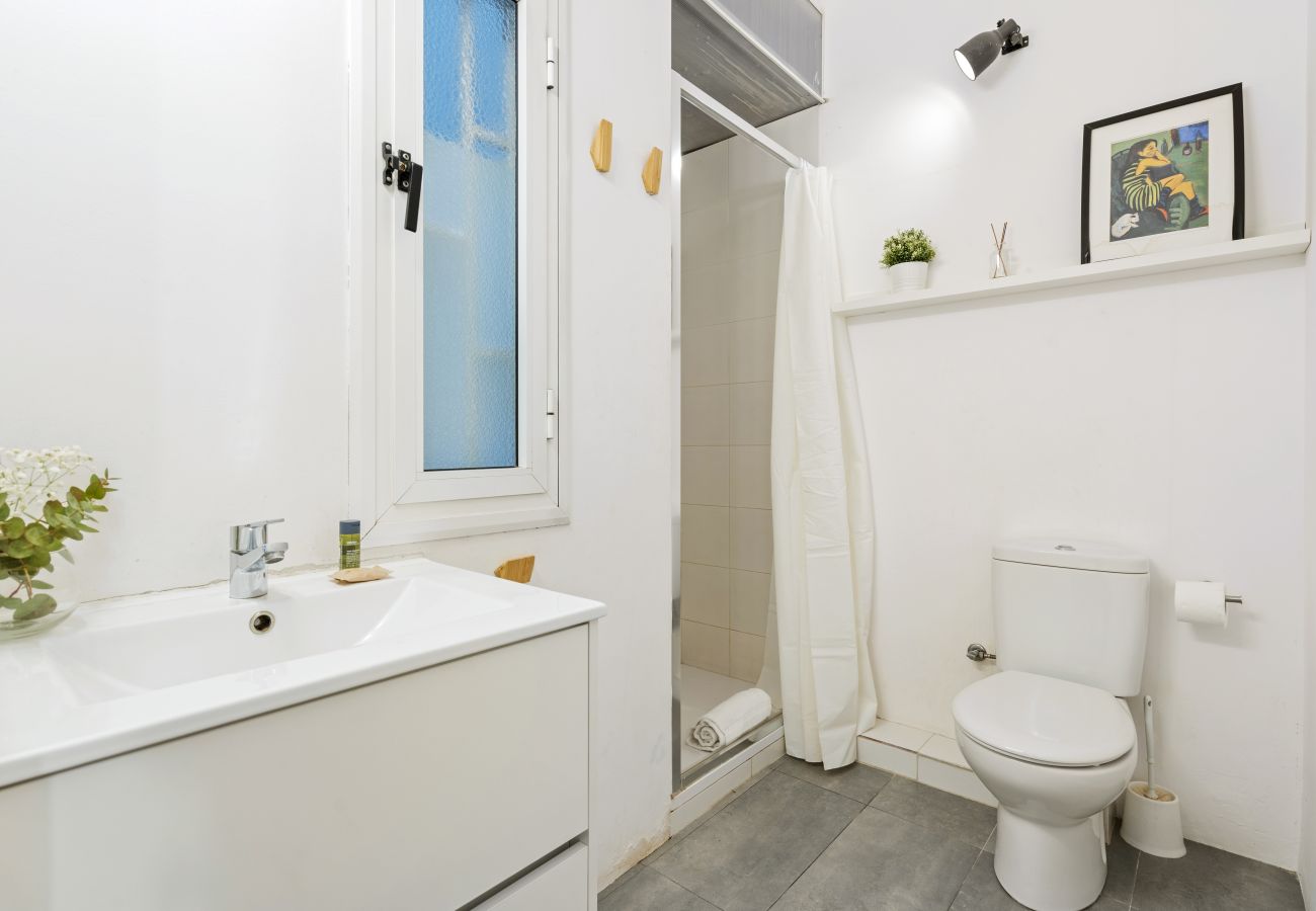 Apartment in Barcelona - Flateli Borrell Apartment in Barcelona - Flateli Borrell