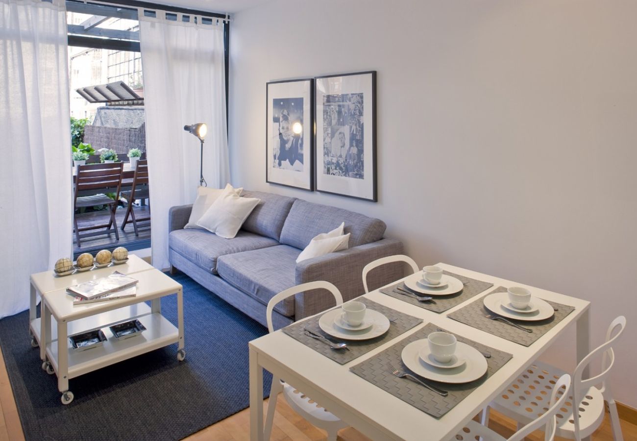 Apartment in Barcelona - Excellent!Centric, Terrace and Wifi-0-Dormitorios