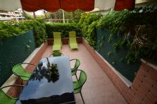 Apartment in Salou - Mimosas:Terrace-Pool,tennis court-Near Beaches-Wifi,A/C,Linen,Satellite included