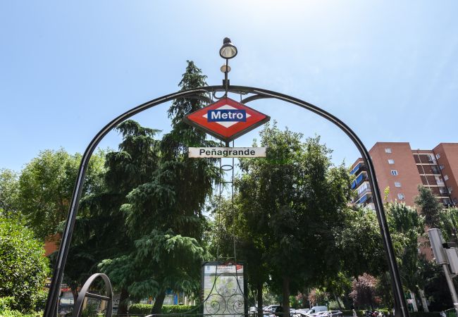 Apartment in Madrid - Downtown Madrid North Barrio del Pilar. Tempory Apartment in Madrid - Downtown Madrid North Barrio del Pilar. Tempory