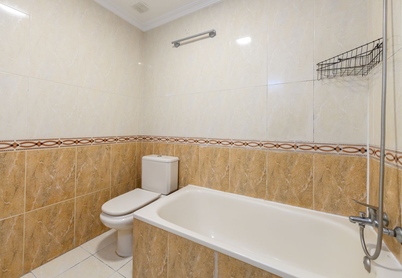 Apartment in Madrid - Downtown Madrid North Barrio del Pilar. Tempory Apartment in Madrid - Downtown Madrid North Barrio del Pilar. Tempory