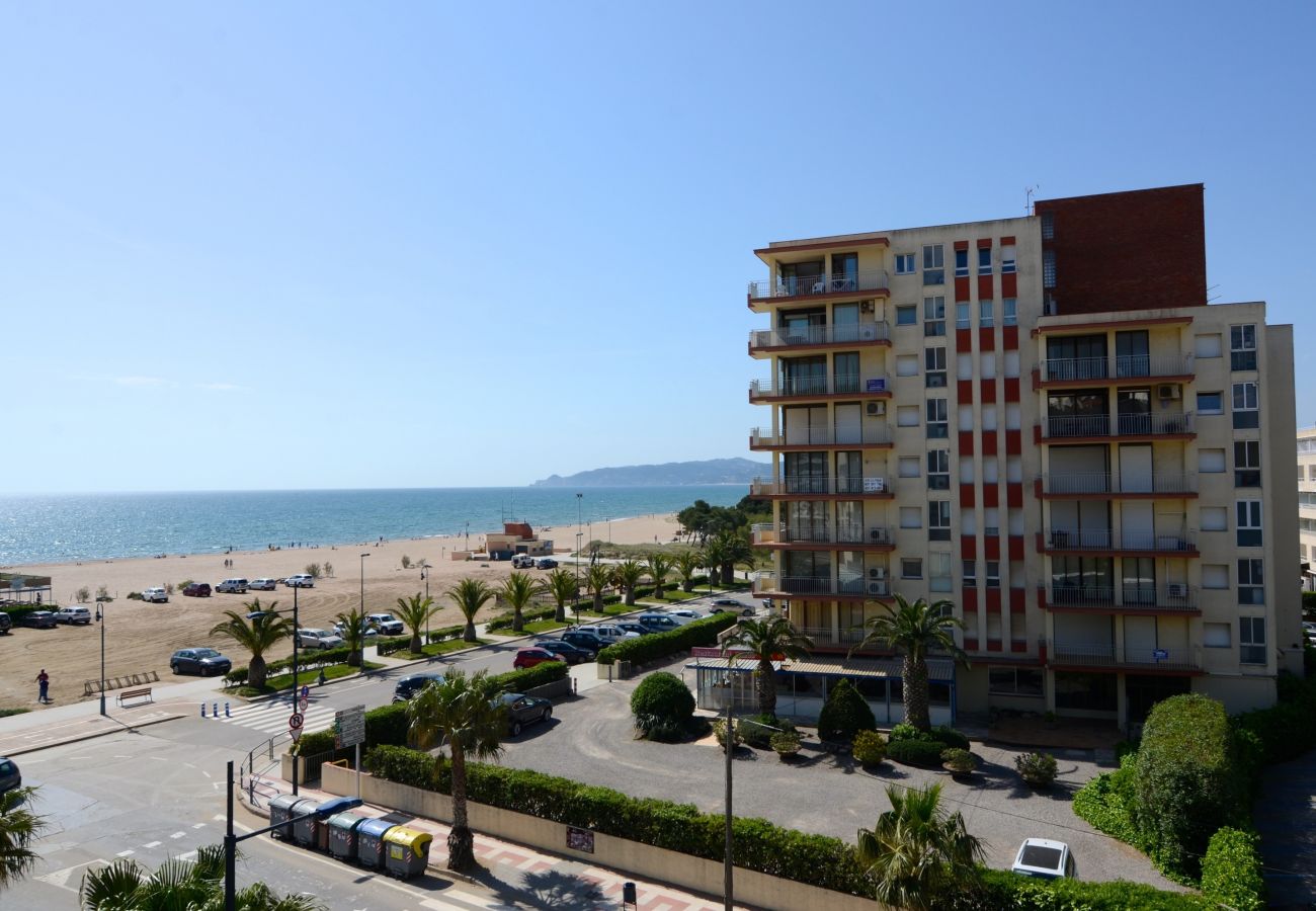 Apartment in Estartit - CAP CASTELL 6A