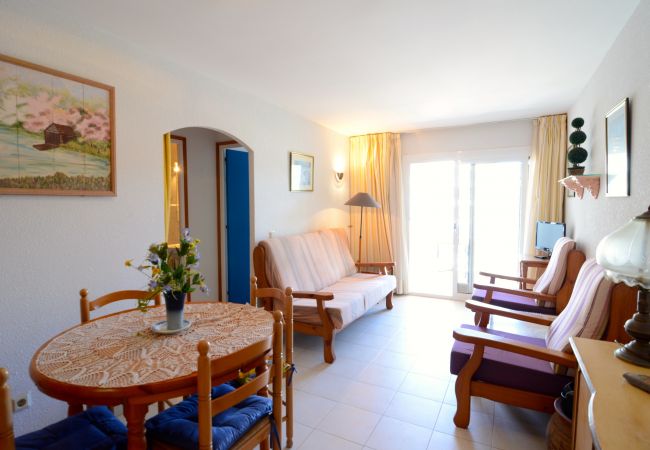 Apartment in Estartit - ROCAMAURA I B 4.2 Apartment in Estartit - ROCAMAURA I B 4.2