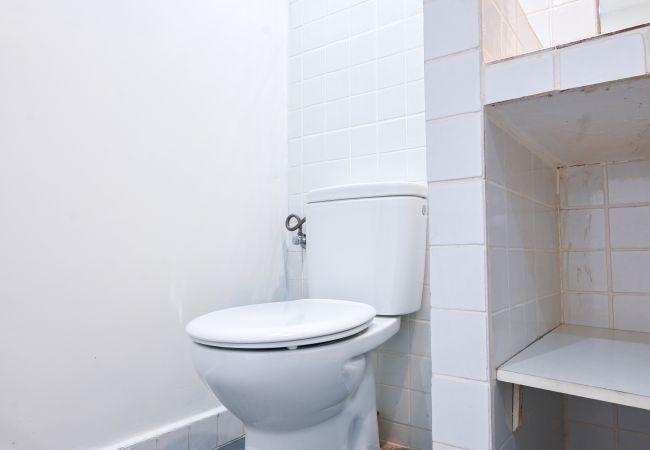 Apartment in Madrid - GARDEN House Downtown MADRID CENTRO-IFEMA-AEROPUERTO. 2 ROOMS 6 PAX GARDEN Apartment in Madrid - GARDEN House Downtown MADRID CENTRO-IFEMA-AEROPUERTO. 2 ROOMS 6 PAX GARDEN