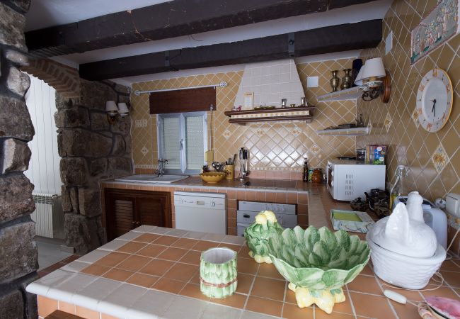 Chalet in Manzanares el Real - Urbanización La Ponderosa Chalet in Manzanares el Real - Urbanización La Ponderosa
