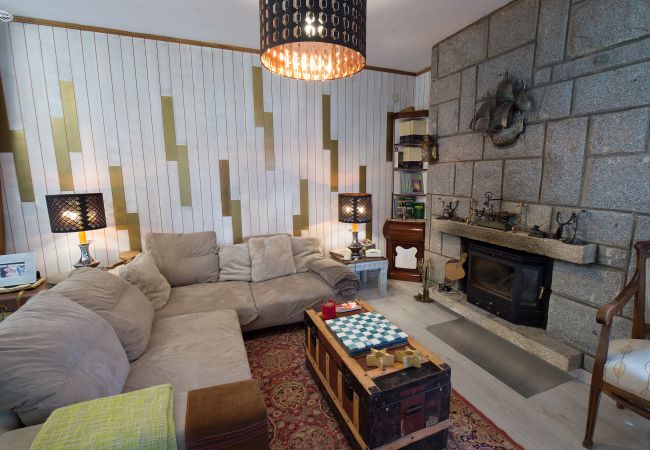 Chalet in Manzanares el Real - Urbanización La Ponderosa Chalet in Manzanares el Real - Urbanización La Ponderosa