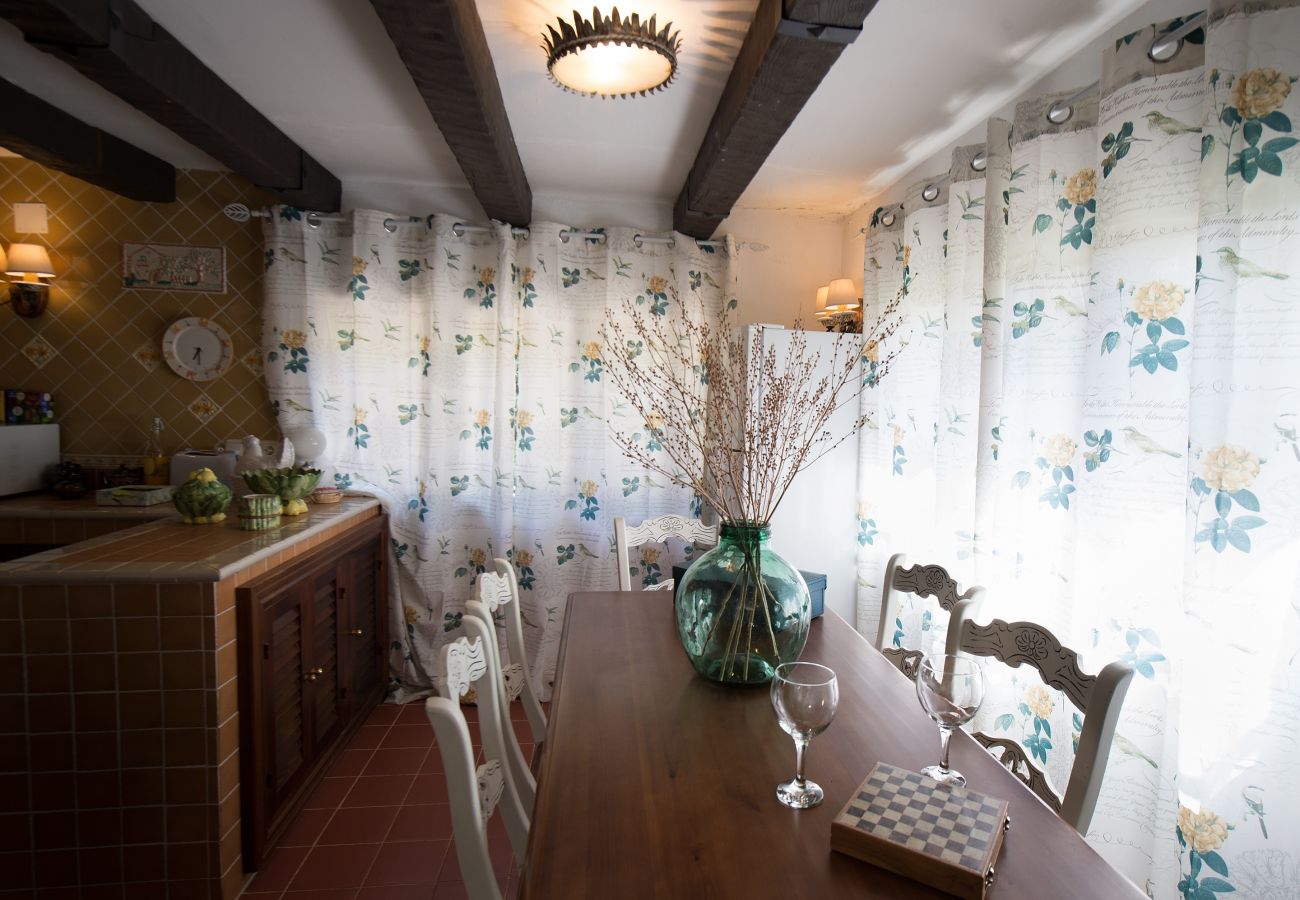Chalet in Manzanares el Real - Urbanización La Ponderosa Chalet in Manzanares el Real - Urbanización La Ponderosa
