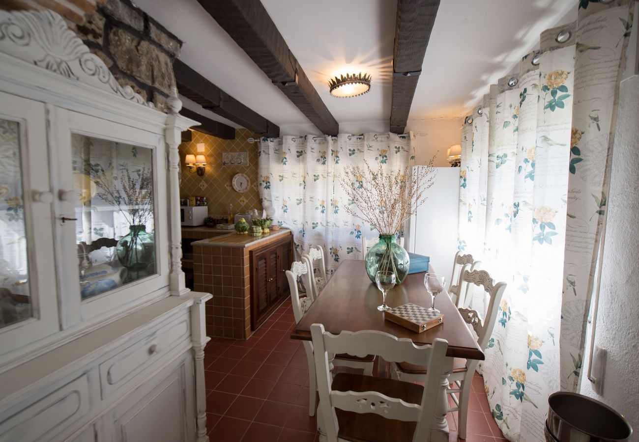 Chalet in Manzanares el Real - Urbanización La Ponderosa Chalet in Manzanares el Real - Urbanización La Ponderosa
