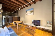 Apartment in Barcelona - GRACIA DREAM, very nice restored vacation rental apartment in Barcelona center, Gracia