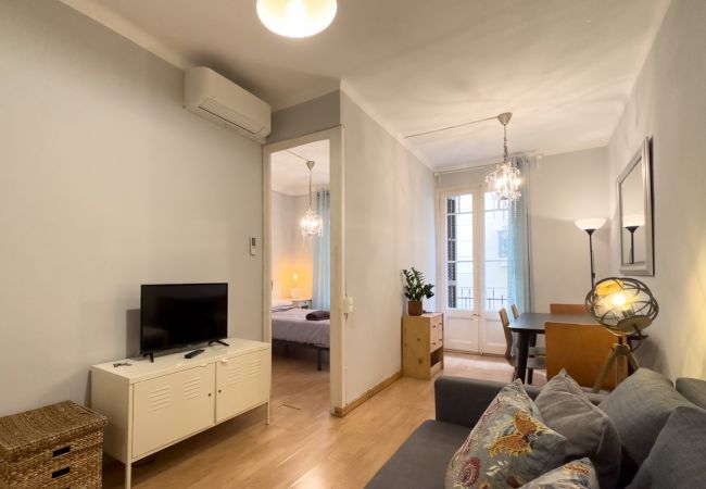  in Barcelona - Cute, quiet and lightly apartment with balcony for rent in Barcelona center, Gracia