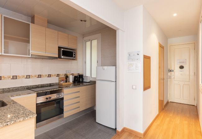 Apartment in Barcelona - Cute restored flat for rent with private terrace in Barcelona center, Gracia Apartment in Barcelona - Cute restored flat for rent with private terrace in Barcelona center, Gracia