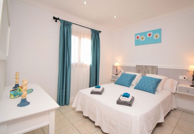 House in Muro - Anchor 011 fantastic townhouse with jacuzzi, terrace and WiFi House in Muro - Anchor 011 fantastic townhouse with jacuzzi, terrace and WiFi