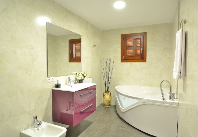 Villa in Sa Pobla - Son Manyo 261 magnificent villa with private pool, large outdoor area, children's area and air-conditioning Villa in Sa Pobla - Son Manyo 261 magnificent villa with private pool, large outdoor area, children's area and air-conditioning