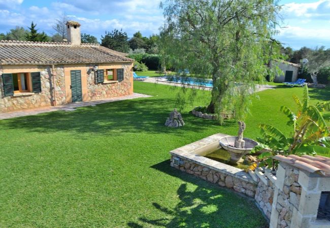 Country house in Pollensa / Pollença - Can Roig Gran 041 magnificent finca with private pool, large barbecue area and WiFi Country house in Pollensa / Pollença - Can Roig Gran 041 magnificent finca with private pool, large barbecue area and WiFi
