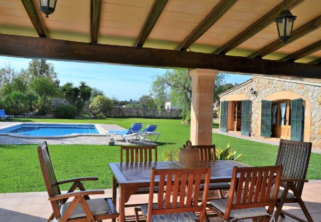 Country house in Pollensa / Pollença - Can Roig Gran 041 magnificent finca with private pool, large barbecue area and WiFi Country house in Pollensa / Pollença - Can Roig Gran 041 magnificent finca with private pool, large barbecue area and WiFi