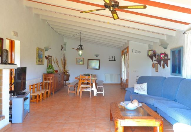 Country house in Pollensa / Pollença - Can Roig Gran 041 magnificent finca with private pool, large barbecue area and WiFi Country house in Pollensa / Pollença - Can Roig Gran 041 magnificent finca with private pool, large barbecue area and WiFi