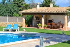 Country house in Pollensa / Pollença - Can Roig Gran 041 magnificent finca with private pool, large barbecue area and WiFi