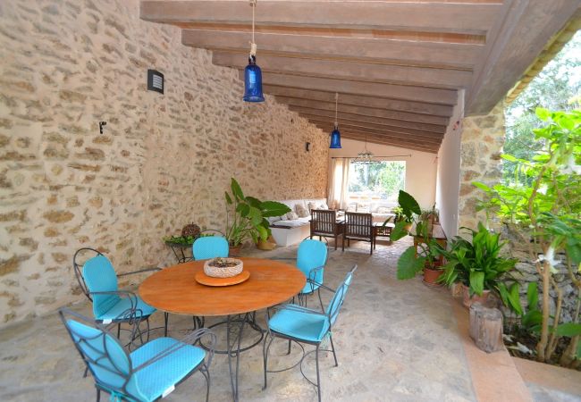 Country house in Llubi - Son Barraquer 047 traditional finca with pool and magnificent garden Country house in Llubi - Son Barraquer 047 traditional finca with pool and magnificent garden