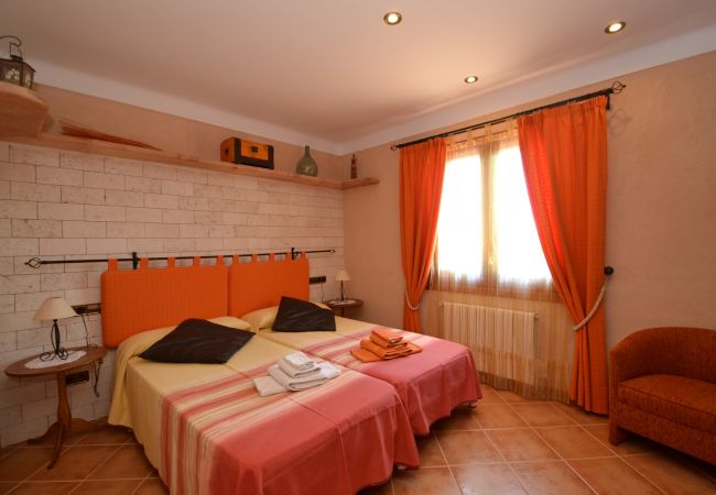 Country house in Muro - Can Gamundí 052 fantastic finca with private swimming pool, playground, air conditioning and barbecue Country house in Muro - Can Gamundí 052 fantastic finca with private swimming pool, playground, air conditioning and barbecue
