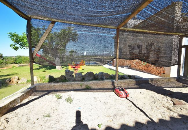 Country house in Santa Margalida - Es Bosquerró 054 fantastic finca with fenced swimming pool, children's playground, terrace, barbecue and WiFi Country house in Santa Margalida - Es Bosquerró 054 fantastic finca with fenced swimming pool, children's playground, terrace, barbecue and WiFi