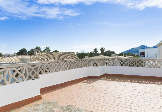 House in Alcúdia - Can Xim 080 fantastic house close to the beach, with terrace, garden, barbecue and WiFi. House in Alcúdia - Can Xim 080 fantastic house close to the beach, with terrace, garden, barbecue and WiFi.
