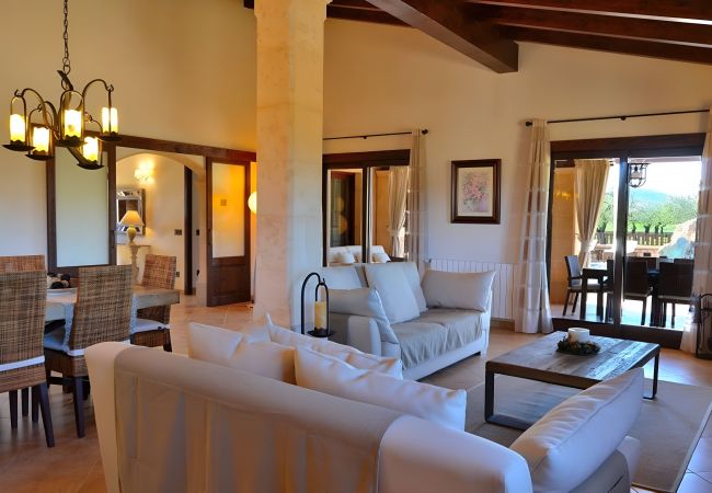 Country house in Buger - Son Costa 065 wonderful finca with private pool, children's area, air conditioning and barbecue Country house in Buger - Son Costa 065 wonderful finca with private pool, children's area, air conditioning and barbecue