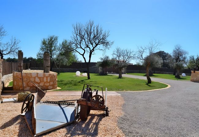 Country house in Buger - Son Costa 065 wonderful finca with private pool, children's area, air conditioning and barbecue Country house in Buger - Son Costa 065 wonderful finca with private pool, children's area, air conditioning and barbecue